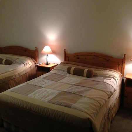 Ryehill B&B 恩尼斯 外观 照片